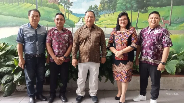 Moment Sinergi SMK 1 Manado dengan Aston Hotel