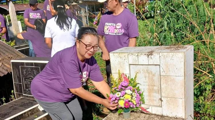 Ziarah ke Makam Pendiri Jemaat GMIM Imanuel Klabat