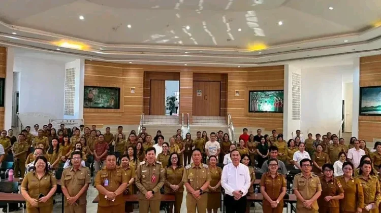 Peningkatan Kapasitas Kepsek dan Operator Sekolah di Minsel