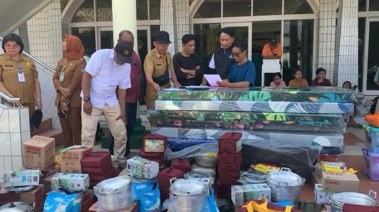 Pemkot Manado Salurkan Bantuan Bagi Korban Kebakaran Ternate Baru