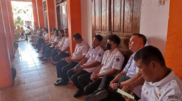 Moment Diskusi Orang Tua Siswa dan Guru di SMAN 1 Bitung