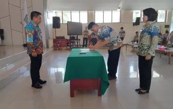 akselerasi dan percepatan sesuai visi misi Gubernur di Bidang Pendidikan