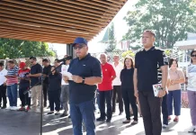 Bupati Minahasa Serahkan Bantuan untuk 14 Keluarga Korban Gempa