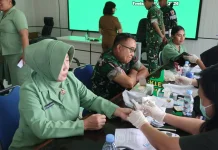 Prajurit dan Persit Kodim 1302/Minahasa Jalani Cek Gula Darah dan Tekanan Darah