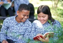 Kelas Literasi, Membuka Jendela Pengetahuan