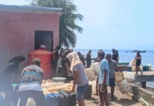 BWS Sulawesi I Salurkan 72 Ribu Liter Air Bersih ke Manado Tua