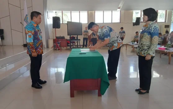 akselerasi dan percepatan sesuai visi misi Gubernur di Bidang Pendidikan