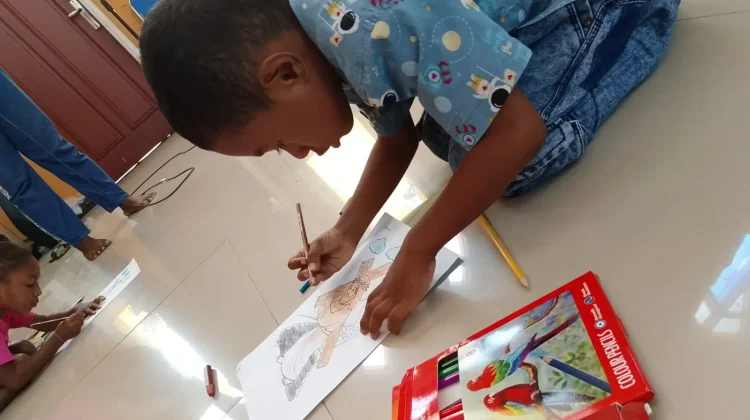 Lomba Mewarnai Gambar PAR Lingkungan Dua jelang Paskah