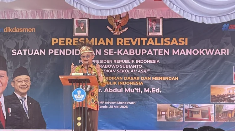 Mendikdasmen Resmikan Revitalisasi Pendidikan di Manokwari
