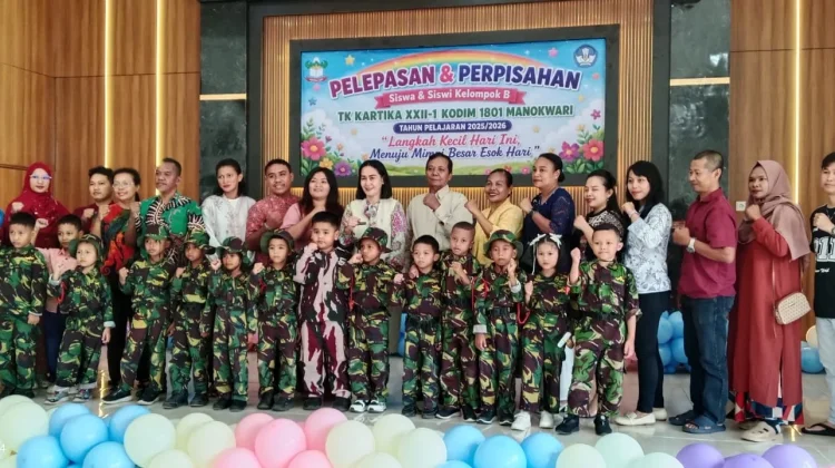 Pelepasan siswa Kelompok B TK Kartika XXII-1 Kodim 1801 Manokwari