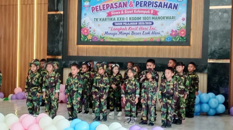 Pelepasan siswa Kelompok B TK Kartika XXII-1 Kodim 1801 Manokwari