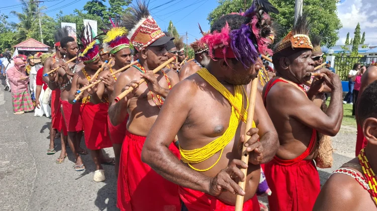 Karnaval Budaya Pesparawi Nasional Tampilkan Harmoni Papua Barat dan Nusantara