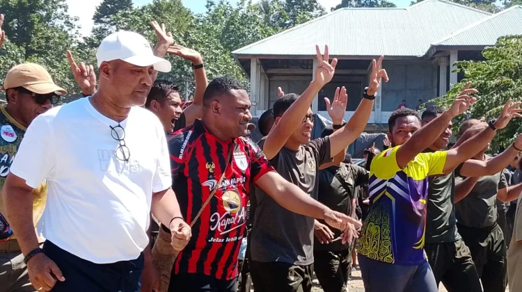 Kemeriaan di Acara Festival Raimuti 2026