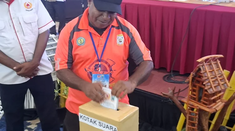 Yosias Saroy Terpilih Pimpin KONI Papua Barat 2026-2030