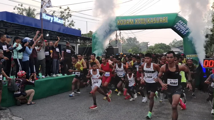 Fun Run 5 Km Meriahkan HUT ke-81 TNI di Manokwari