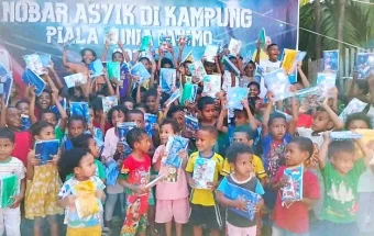 Bantuan Kemasyarakatan Wapres RI untuk Kampung Piala Dunia Fanimo
