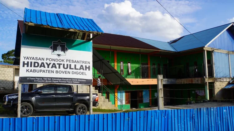 Wagub Paskalis Safari Ramadan di Ponpes Hidayatullah Boven Digoel