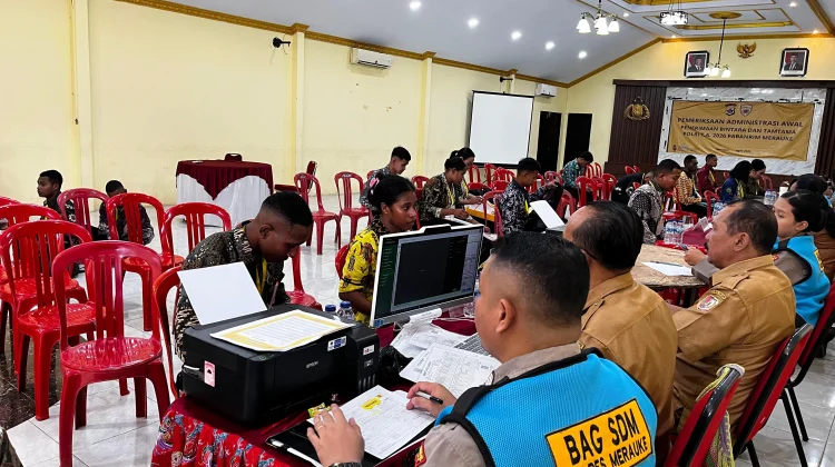Hari Kedua Pemeriksaan Administrasi Calon Anggota Polri