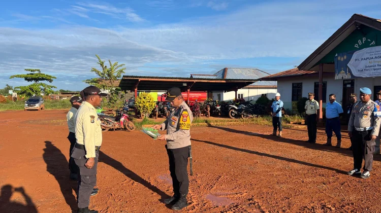 Polres Merauke Beri Penghargaan kepada Tiga Security