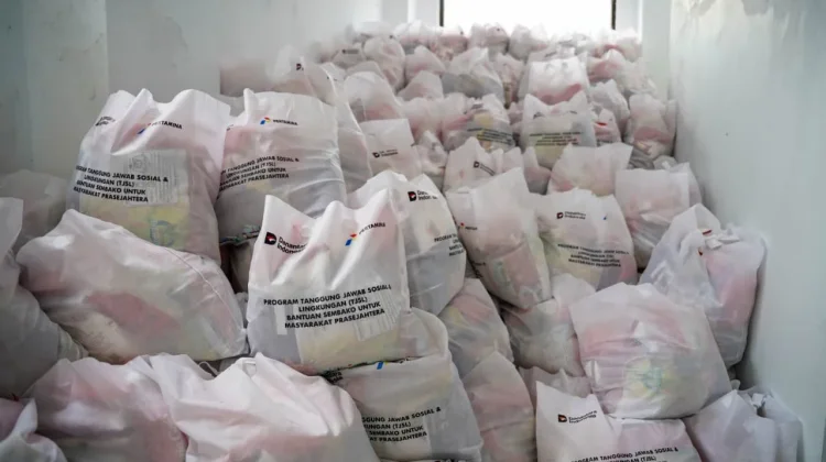 Pertamina Gelar Pasar Murah untuk Seribu Warga