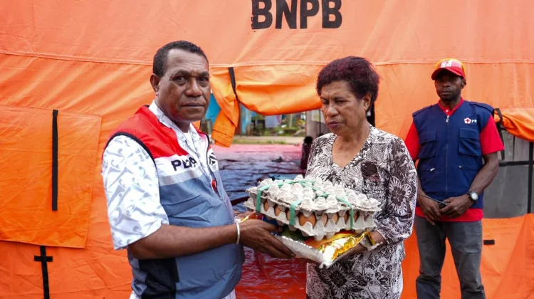 Pertamina Salurkan Bantuan untuk Korban Kebakaran Jayapura