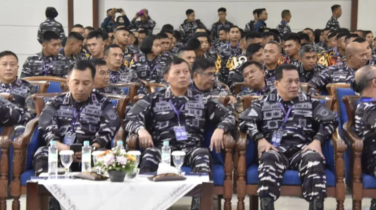 Bahas Optimalisasi Taktik Perang Laut, Dankodaeral XI Hadiri Kolokium Pasis TNI AL