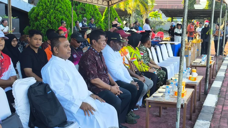 Pembagian Hadiah FLS3N dan O2SN Kabupaten Merauke
