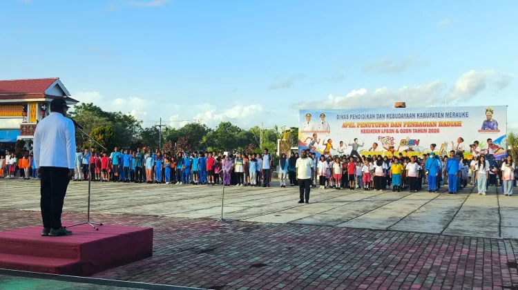 Pembagian Hadiah FLS3N dan O2SN Kabupaten Merauke
