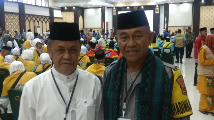 Bhabinkamtibmas Kawal Jamaah Haji Merauke