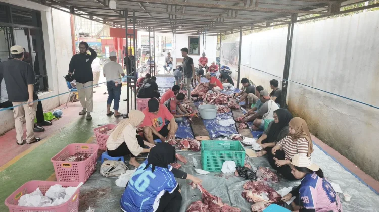 Pertamina Bagikan Keberkahan Iduladha kepada Masyarakat