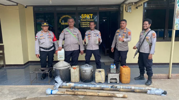 Polisi Gerebek Sarang Produksi Sopi