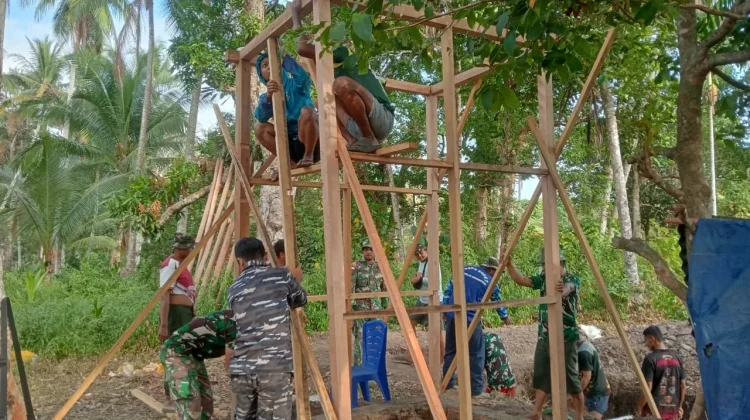 Hari Ketiga Belas Pembangunan MCK di Wanam Capai 11 Persen
