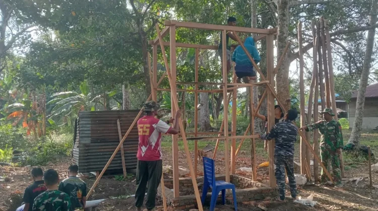 Hari Ketiga Belas Pembangunan MCK di Wanam Capai 11 Persen