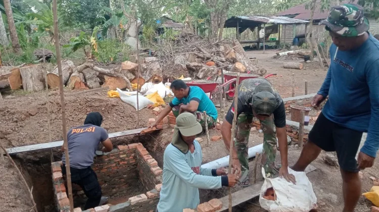 Hari Ketiga Belas Pembangunan MCK di Wanam Capai 11 Persen