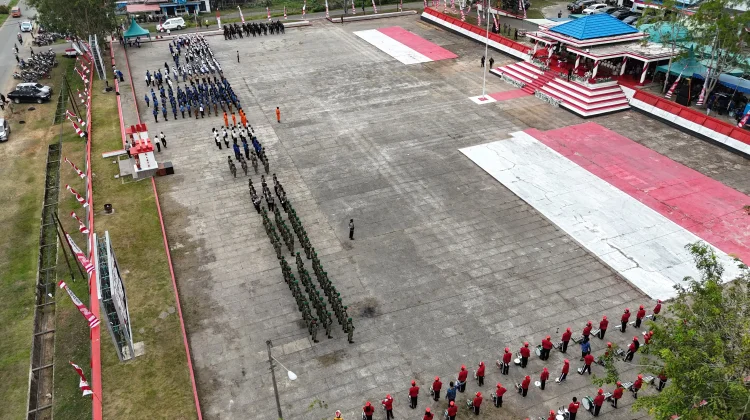 Paguyuban Otomotif Papua Selatan Bentangkan Bendera Raksasa di Hari Kemerdekaan