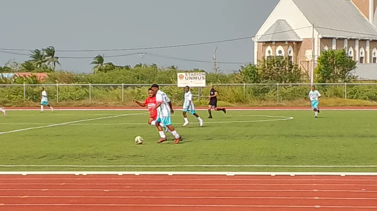 Laga Perdana Suratin cup U-17 provinsi Papua Selatan Noterdam vs Persibodi.