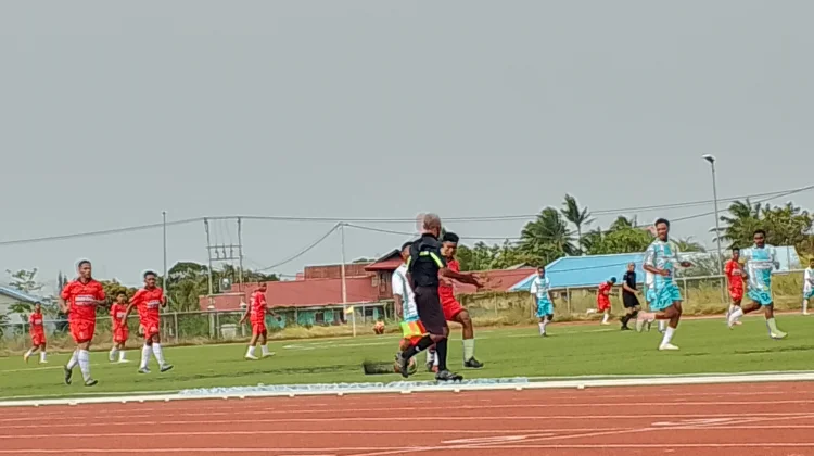 Laga Perdana Suratin cup U-17 provinsi Papua Selatan Noterdam vs Persibodi.