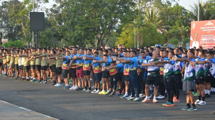 Semarak HUT TNI ke-81, Wadan Kodaeral XI Ikuti 5K Fun Run