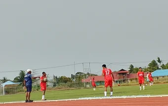 Laga Perdana Suratin cup U-17 provinsi Papua Selatan Noterdam vs Persibodi.