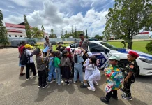 Polres Merauke Kenalkan Alutsista ke Anak TK