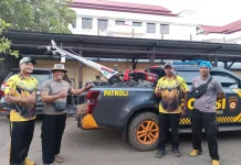 Kapolsek Kurik Berterima Kasih usai Terima Hand Traktor