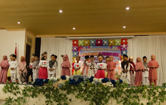 Pelepasan dan Pentas Seni TK Al Hikmah Spadem Tahun Ajaran 2025/2026