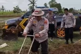 Tanam Jagung, Polisi Dukung Ketahanan Pangan Petani