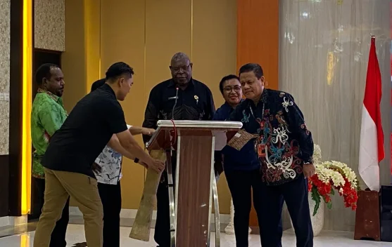 Pemkab Mimika Tingkatkan Kapasitas Ormas lewat Bimtek Aplikasi Digital