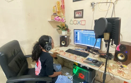 Dari Mikrofon Sederhana, Nacita Menyuarakan Mimpi