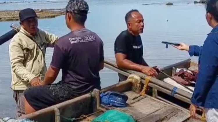 Aktivitas Nelayan di Desa Sondregeasi, Nias Selatan