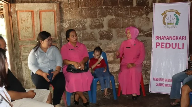 Polres Nias Selatan Fasilitasi Pengobatan Anak Penderita Stunting