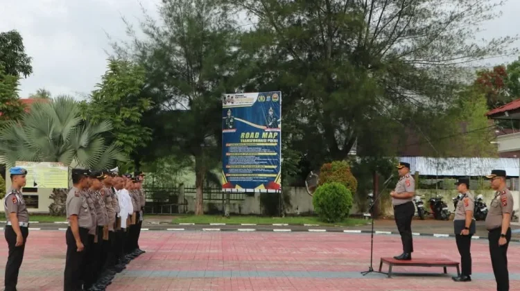 Kapolres Nisel Pimpin Apel Pagi, Tekankan Disiplin Personel