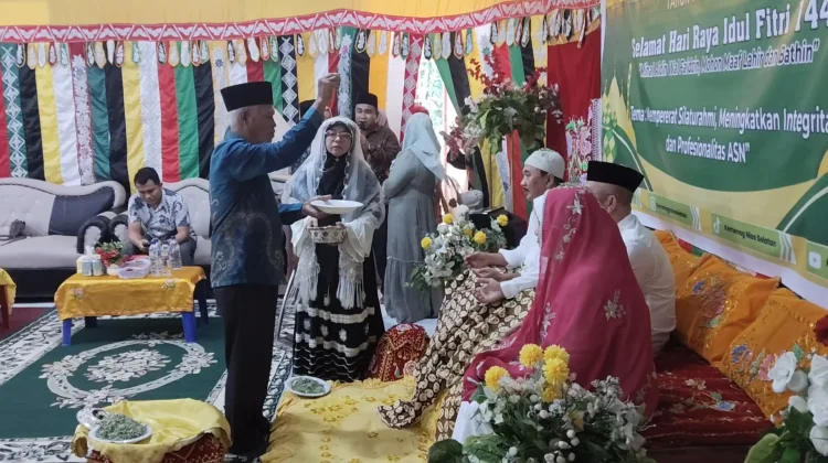 Suasana Halal Bihalal dan Tepung Tawar Kemenag Nisel