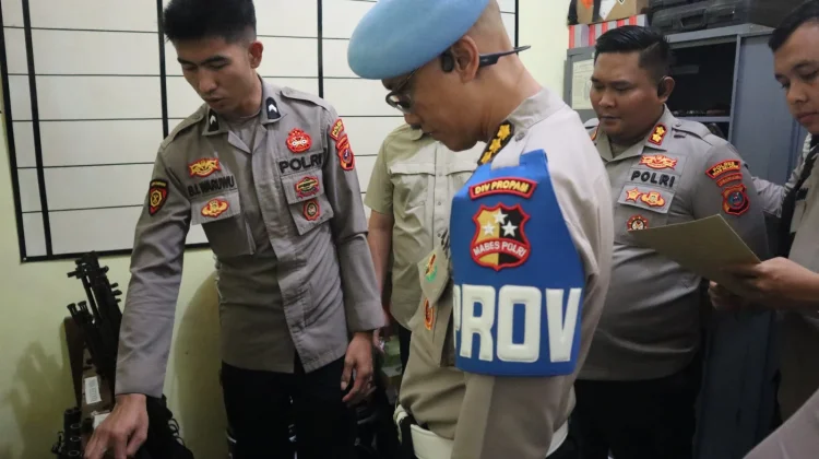 Divpropam Polri Periksa Senjata Api di Polres Nias Selatan